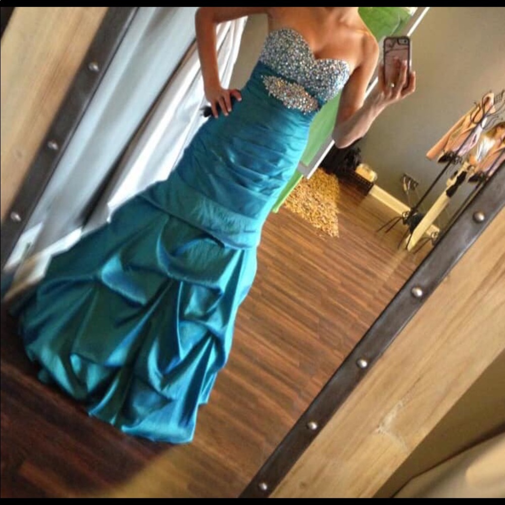 Prom dress